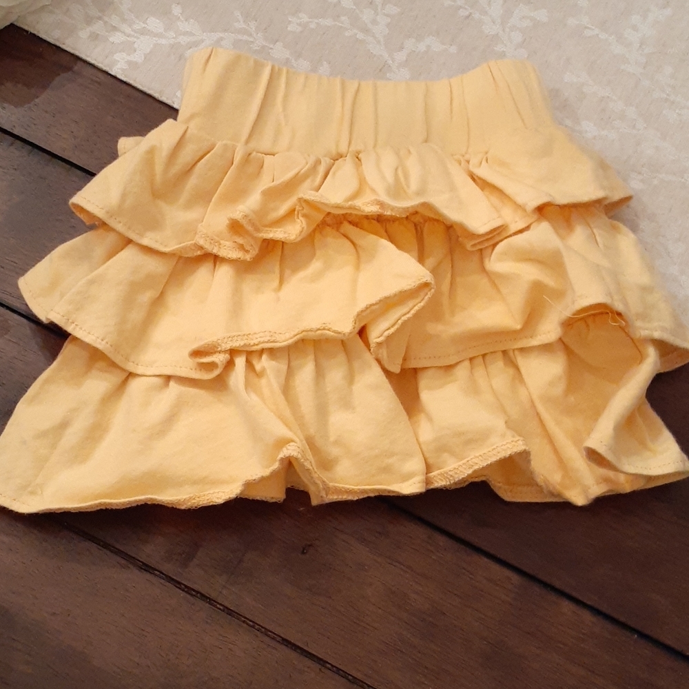 Tutu & Lulu ruffle skirt 2T EUC yellow